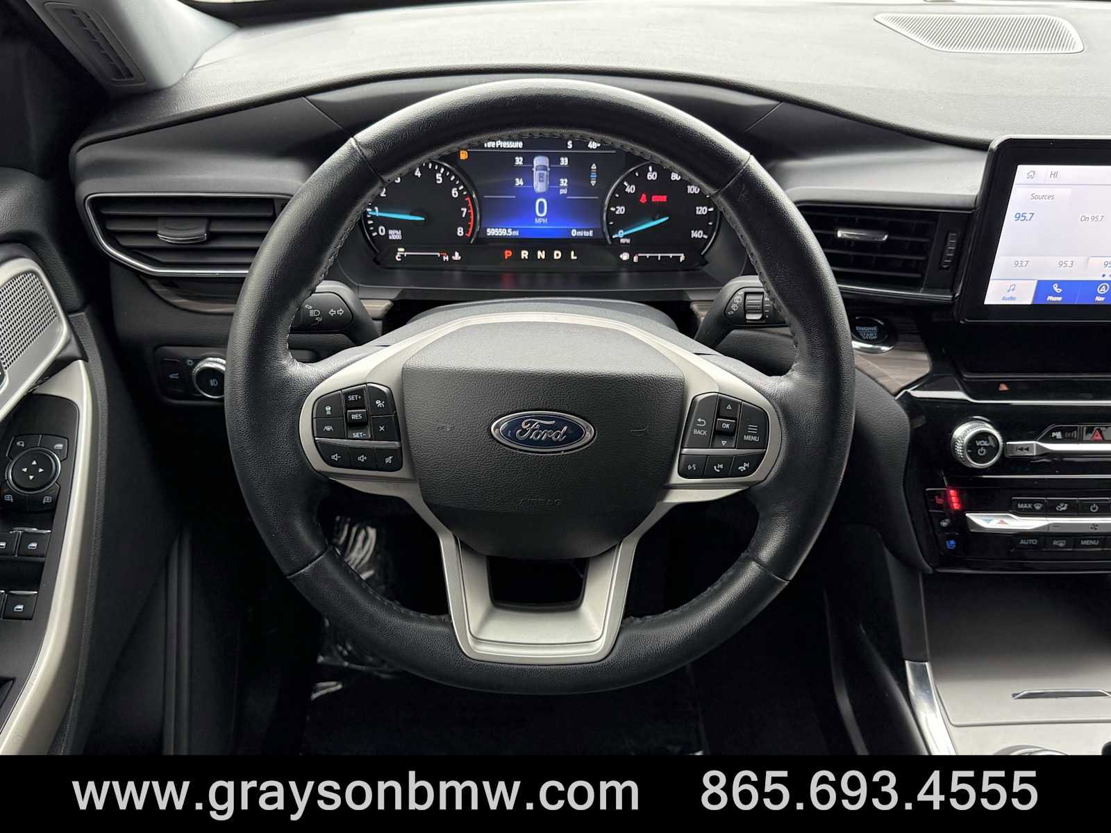 Used 2022 Ford Explorer Limited image 16
