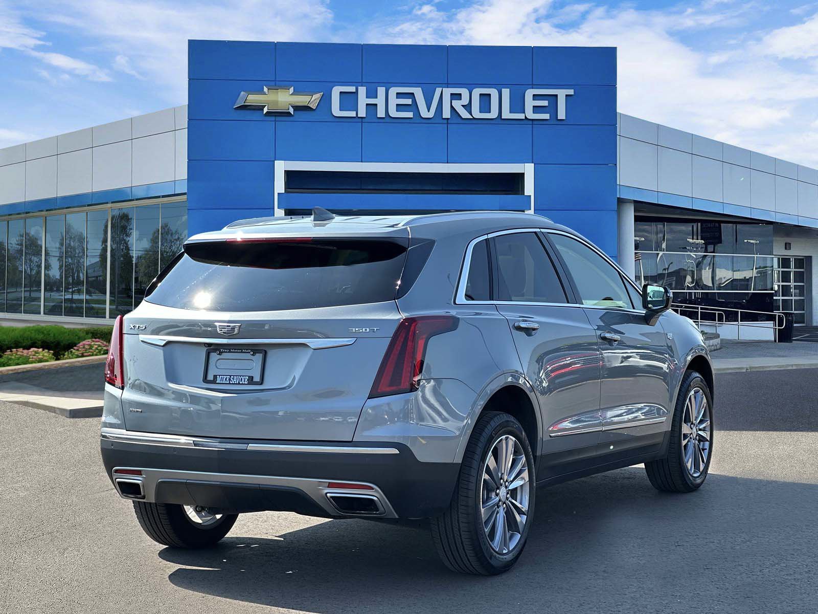Certified 2024 Cadillac XT5 Premium Luxury AWD/4WD image 4