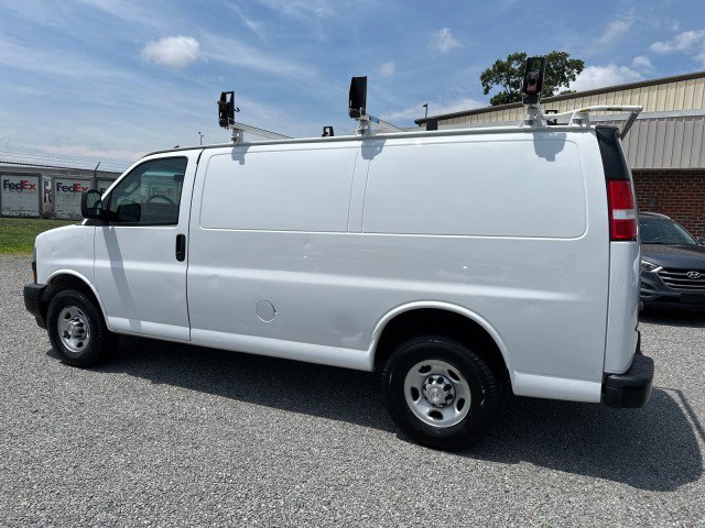 Used 2022 Chevrolet Express 2500 w/ Driver Convenience Package RWD image 11