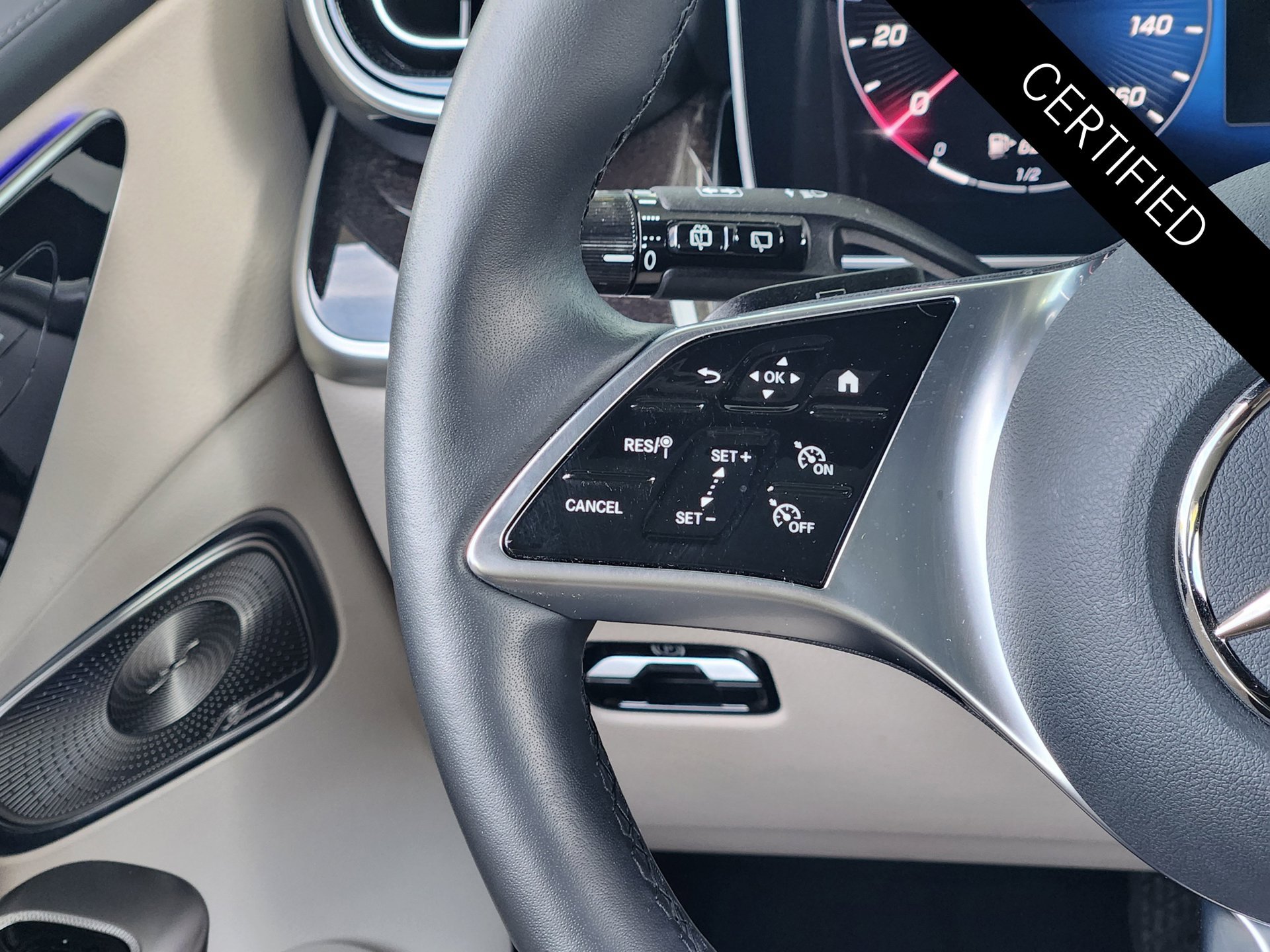 Certified 2024 Mercedes-Benz GLC 300 image 28