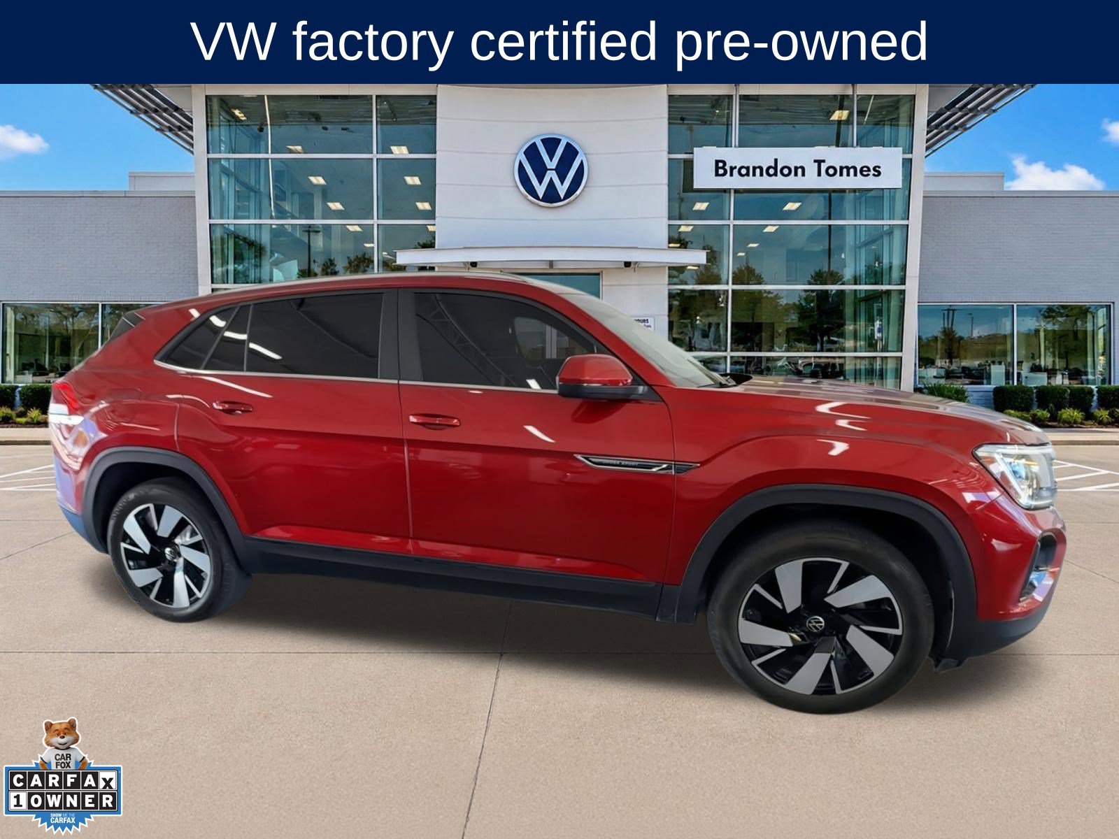Used 2024 Volkswagen Atlas Cross Sport SE FWD image 2