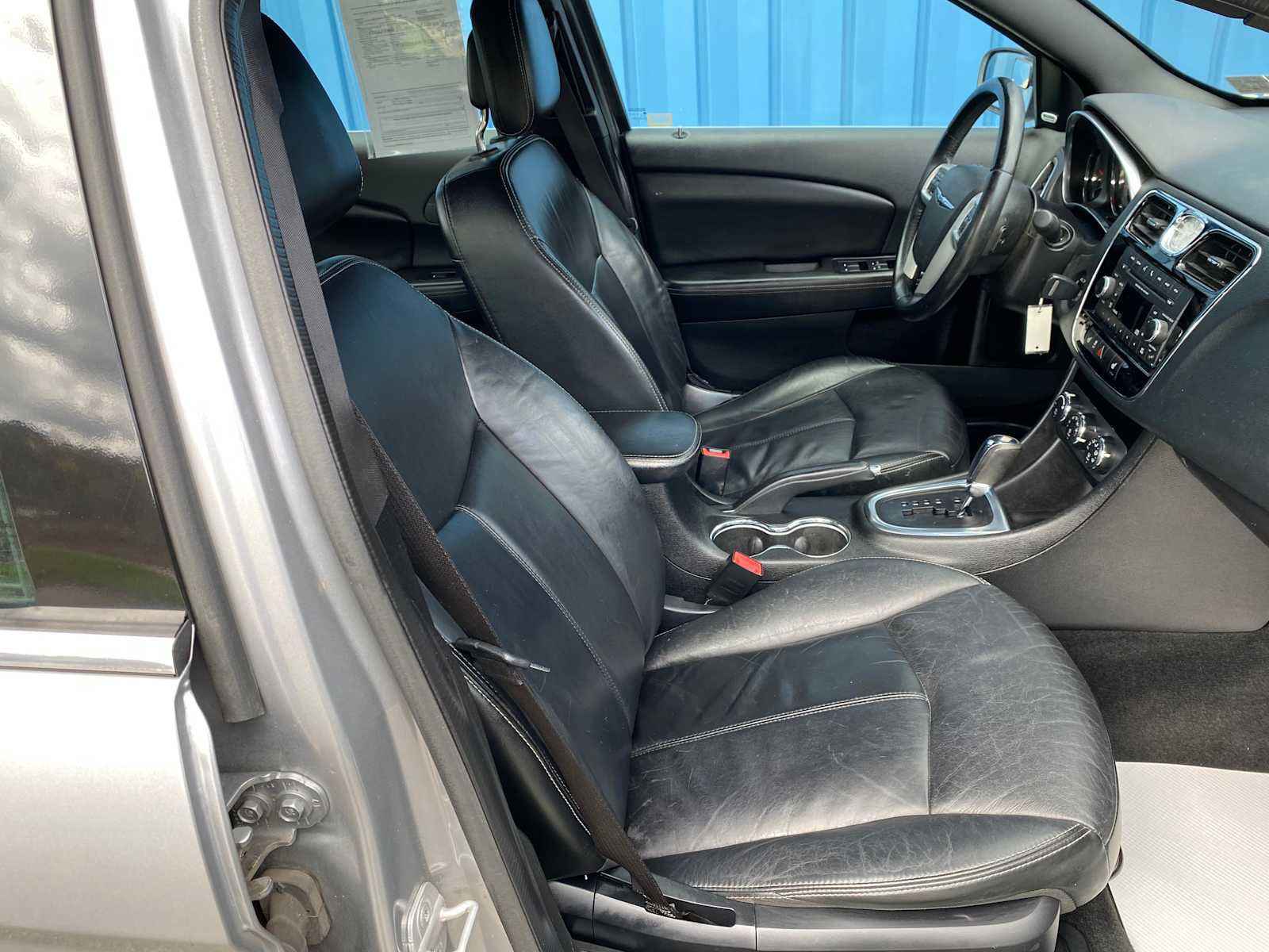 Used 2013 Chrysler 200 Limited FWD image 23