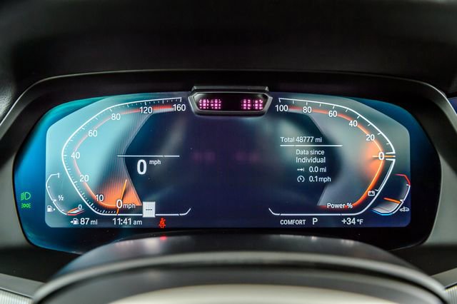 Used 2022 BMW X6 xDrive40i w/ M Sport Package AWD/4WD image 16