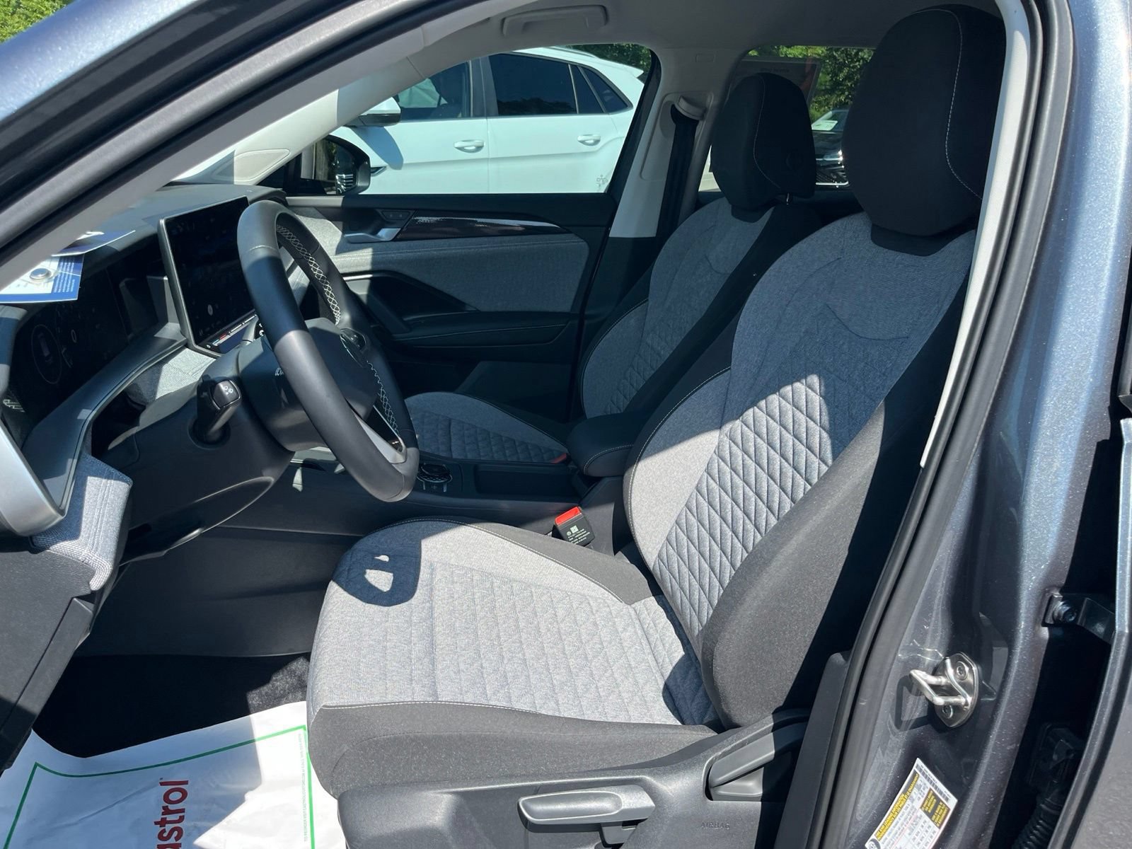 Certified 2026 Volkswagen Tiguan S FWD image 26