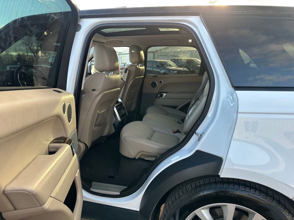 Used 2014 Land Rover Range Rover Sport Supercharged image 18