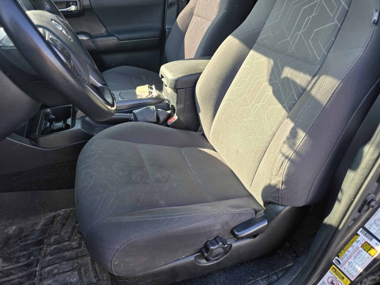 Certified 2017 Toyota Tacoma TRD Sport image 17