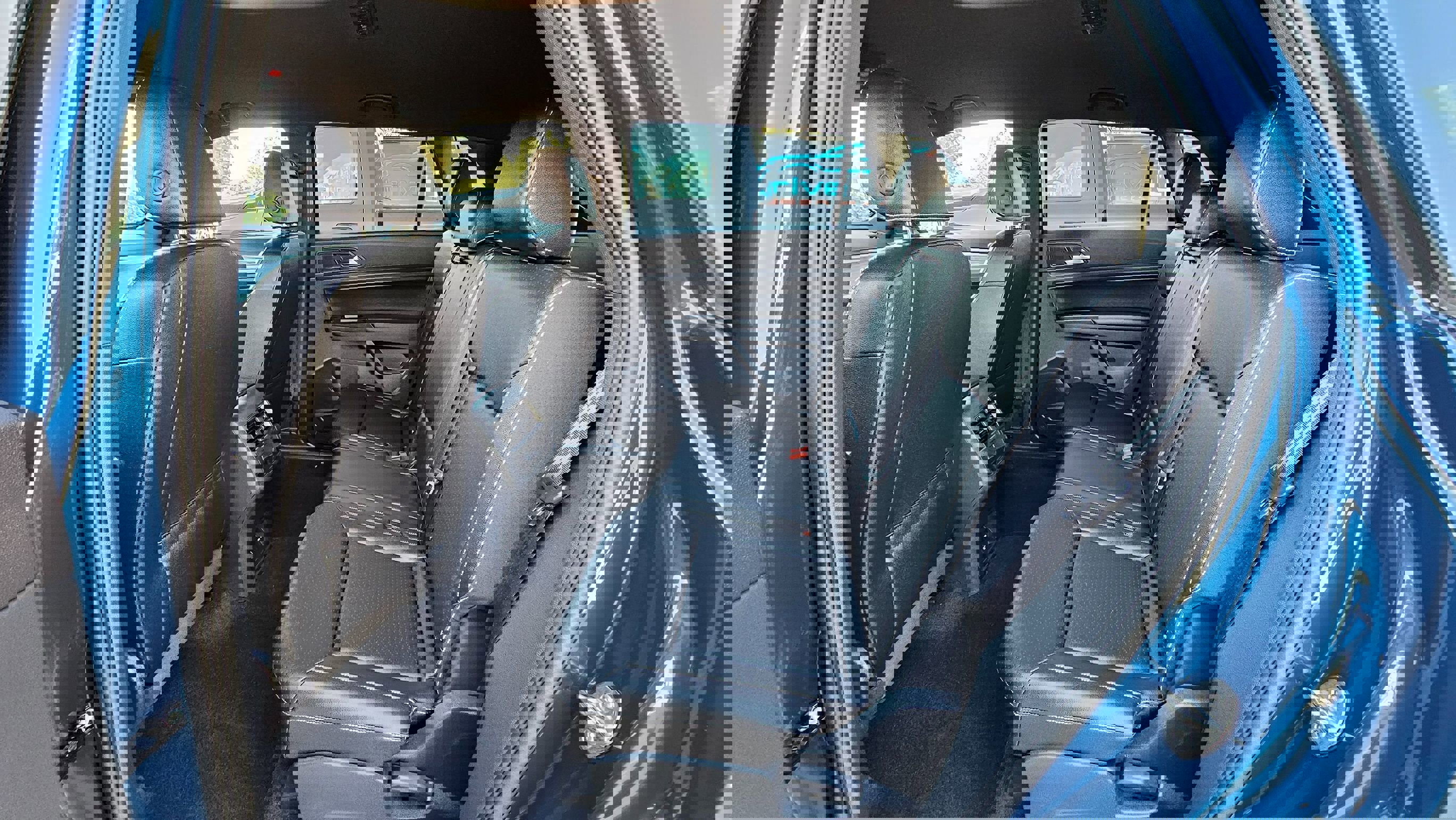 Used 2020 Volkswagen Atlas Cross Sport SE image 17