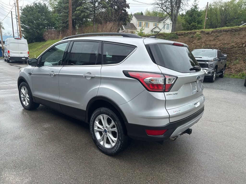 Used 2018 Ford Escape SE AWD/4WD image 5