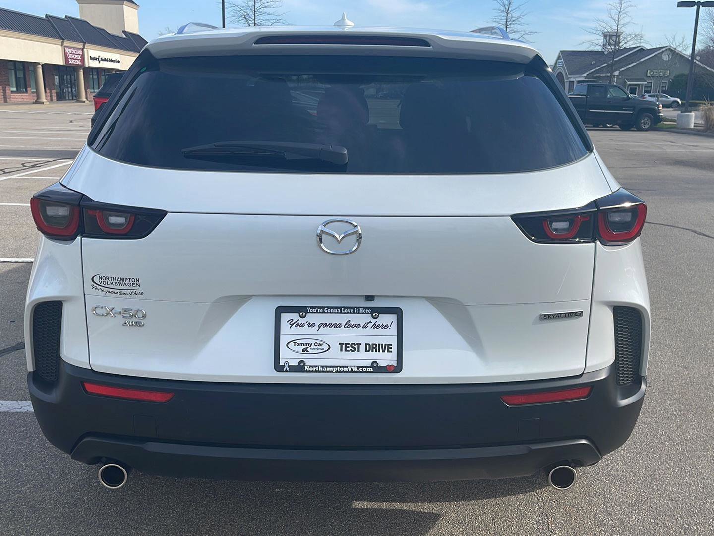 Used 2025 MAZDA CX-50 AWD 2.5 S w/ Premium Package image 6