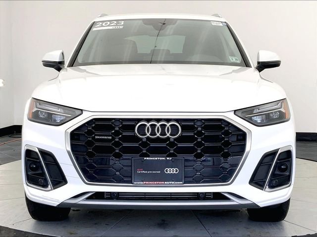Certified 2023 Audi Q5 2.0T Premium w/ Convenience Package image 3