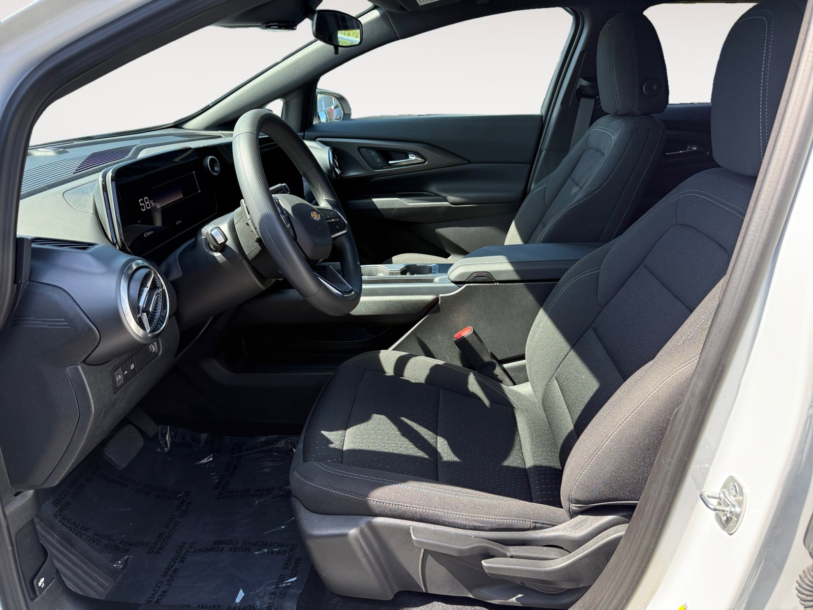Used 2025 Chevrolet Equinox EV LT image 10