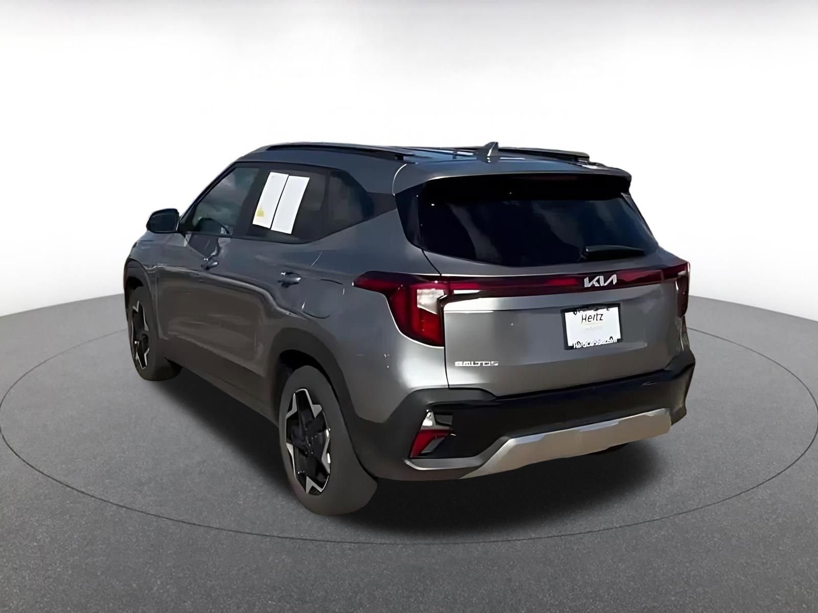 Used 2025 Kia Seltos S image 10