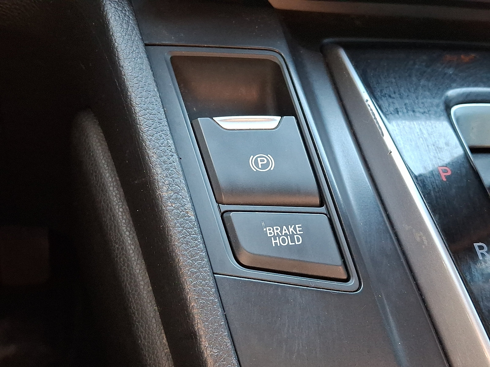 Used 2022 Honda CR-V Touring image 25