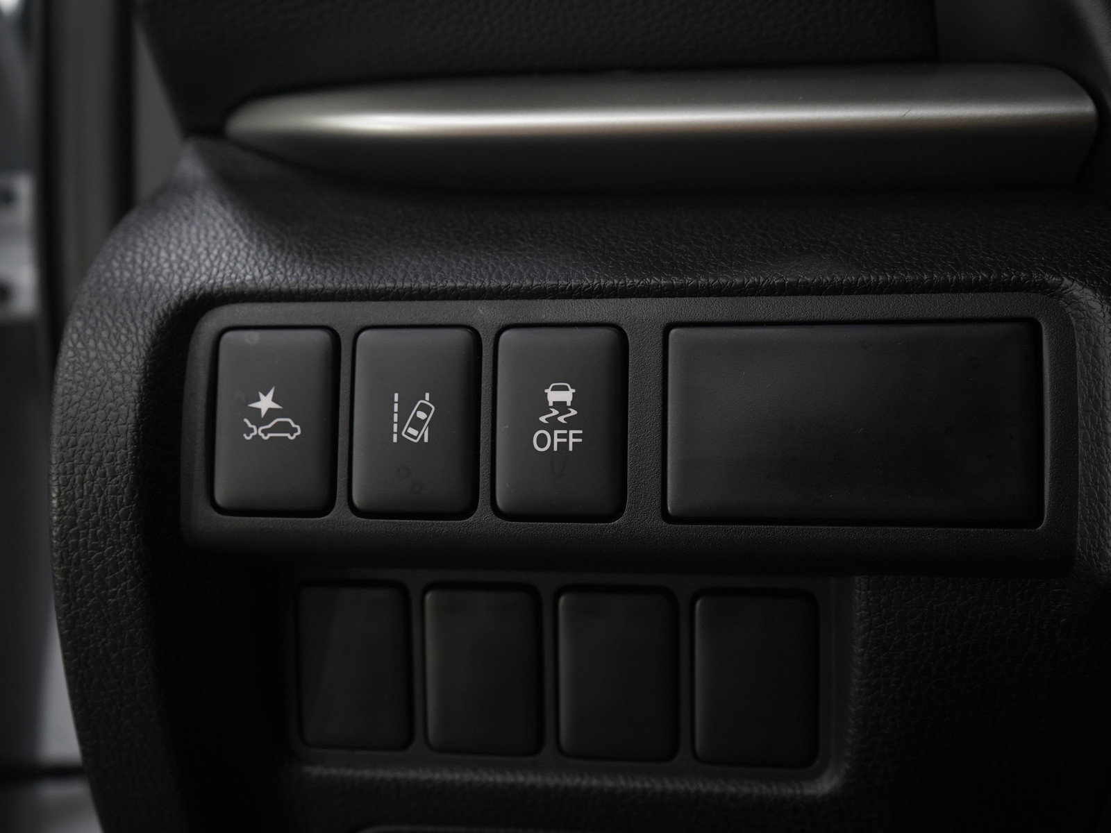Used 2023 Mitsubishi Eclipse Cross LE AWD/4WD image 24