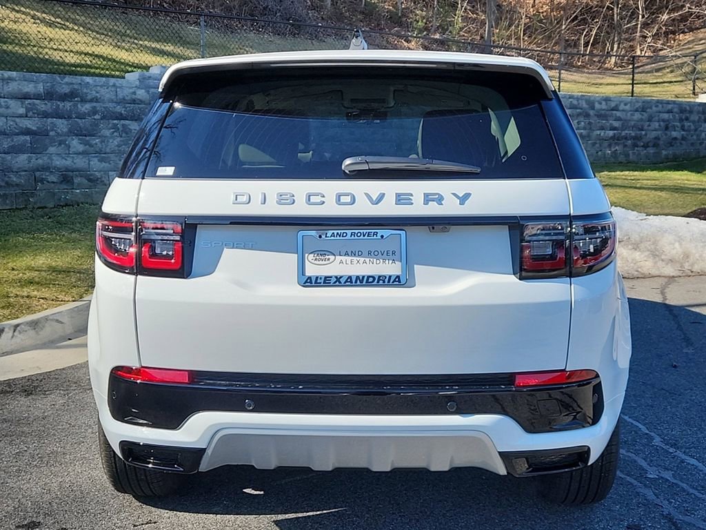 Certified 2025 Land Rover Discovery Sport S image 7
