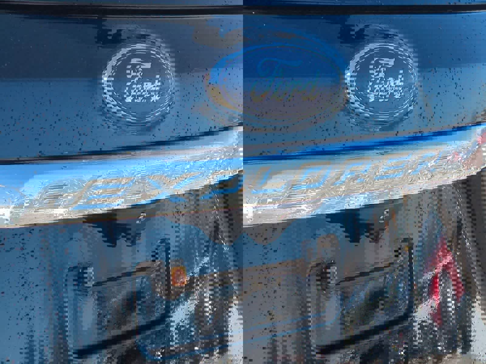 Used 2017 Ford Explorer Platinum image 13