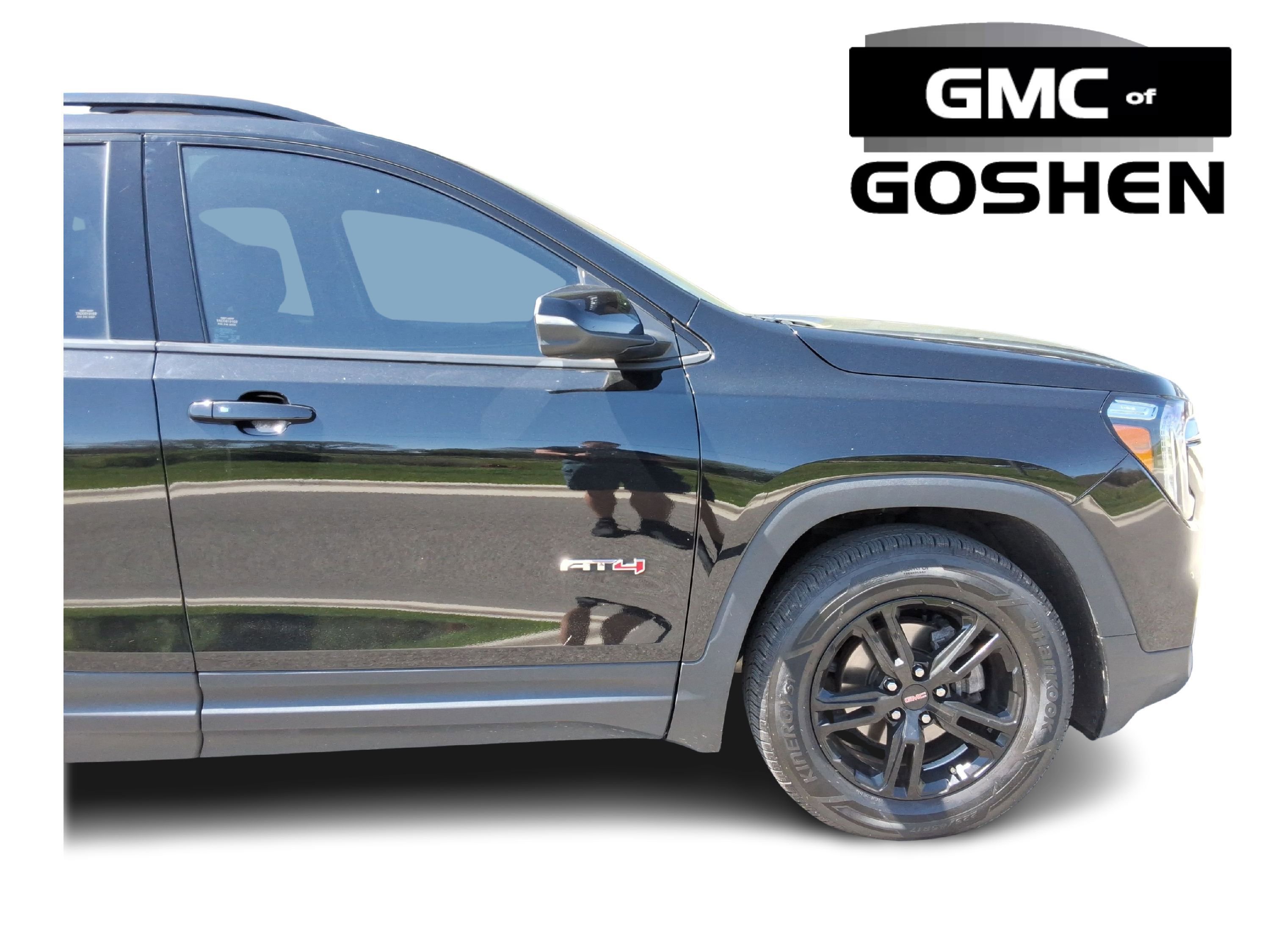 Used 2023 GMC Terrain AT4 AWD/4WD image 10