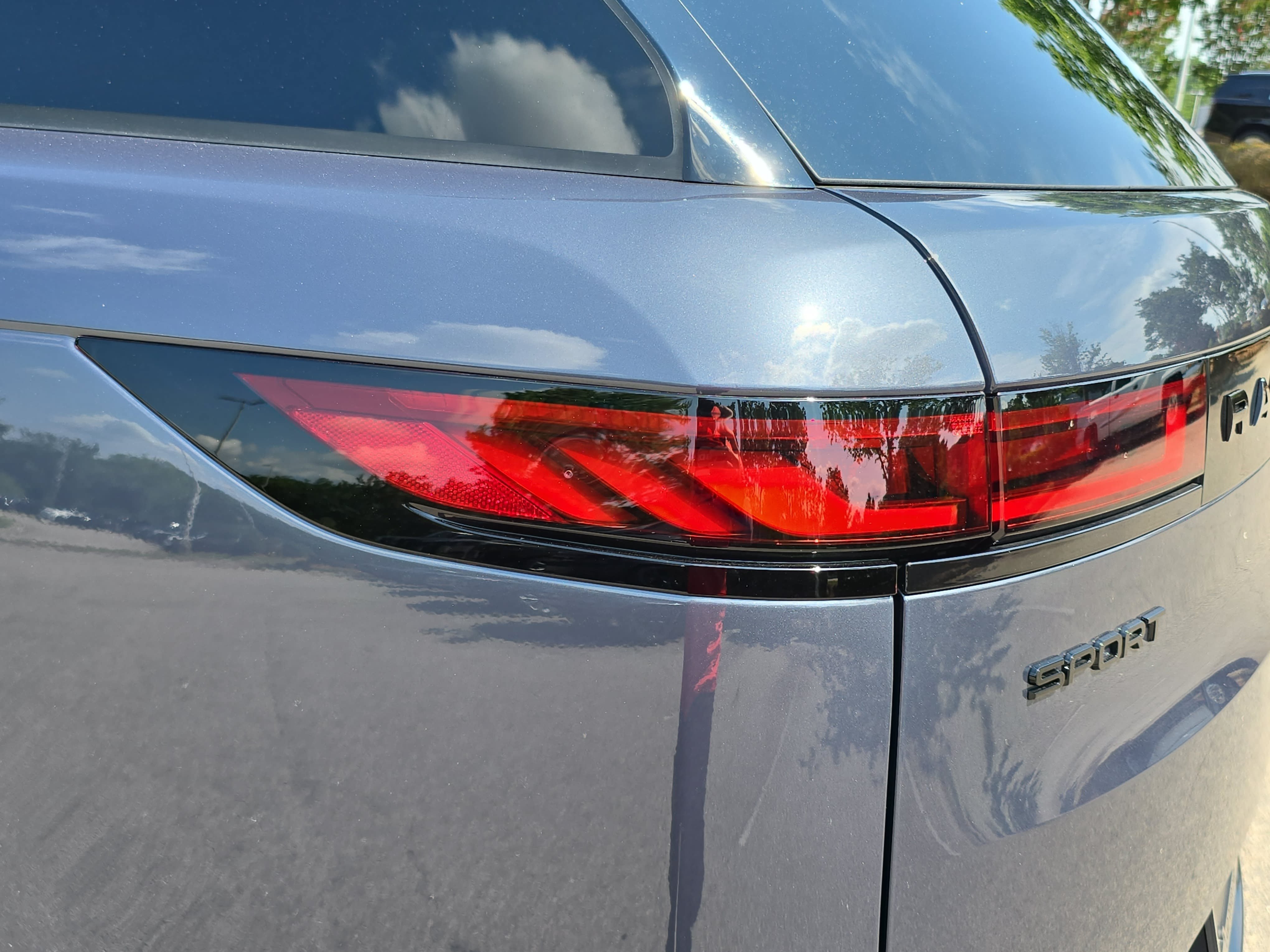 New 2026 Land Rover Range Rover Sport Dynamic SE AWD/4WD image 35
