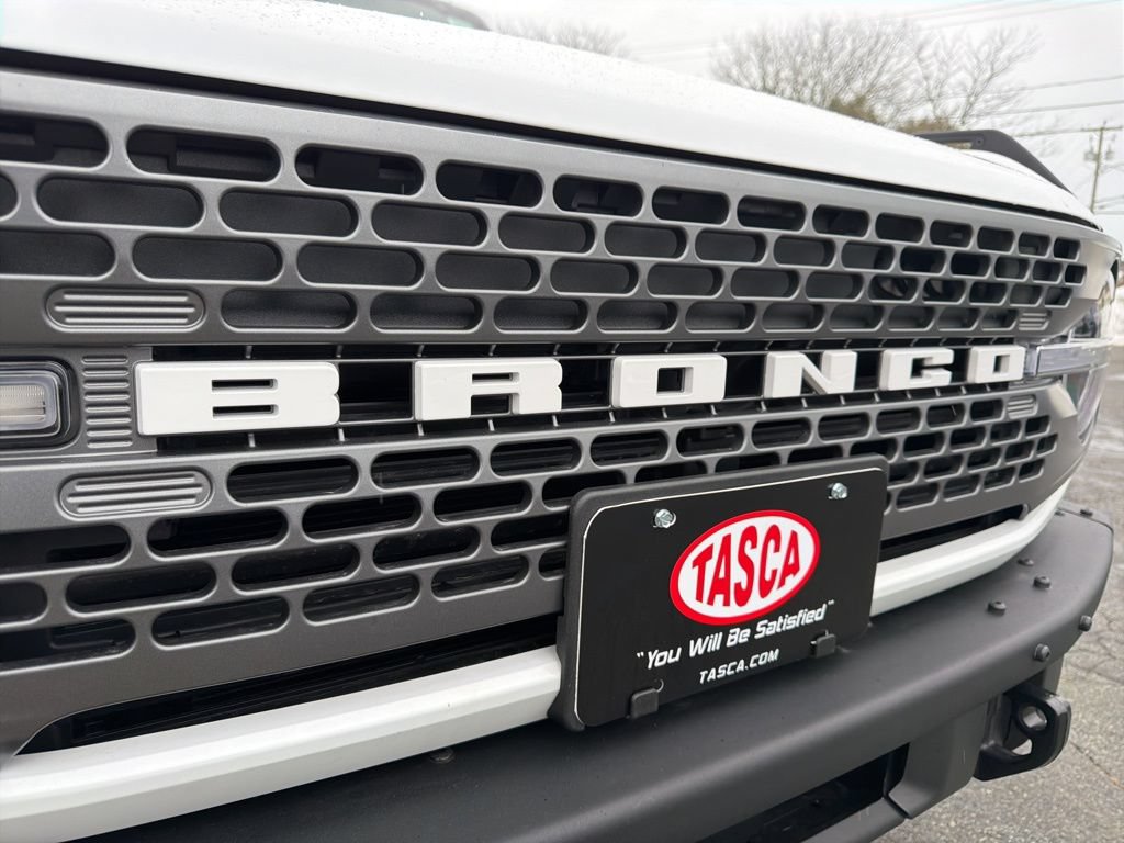 Used 2024 Ford Bronco Badlands AWD/4WD image 3