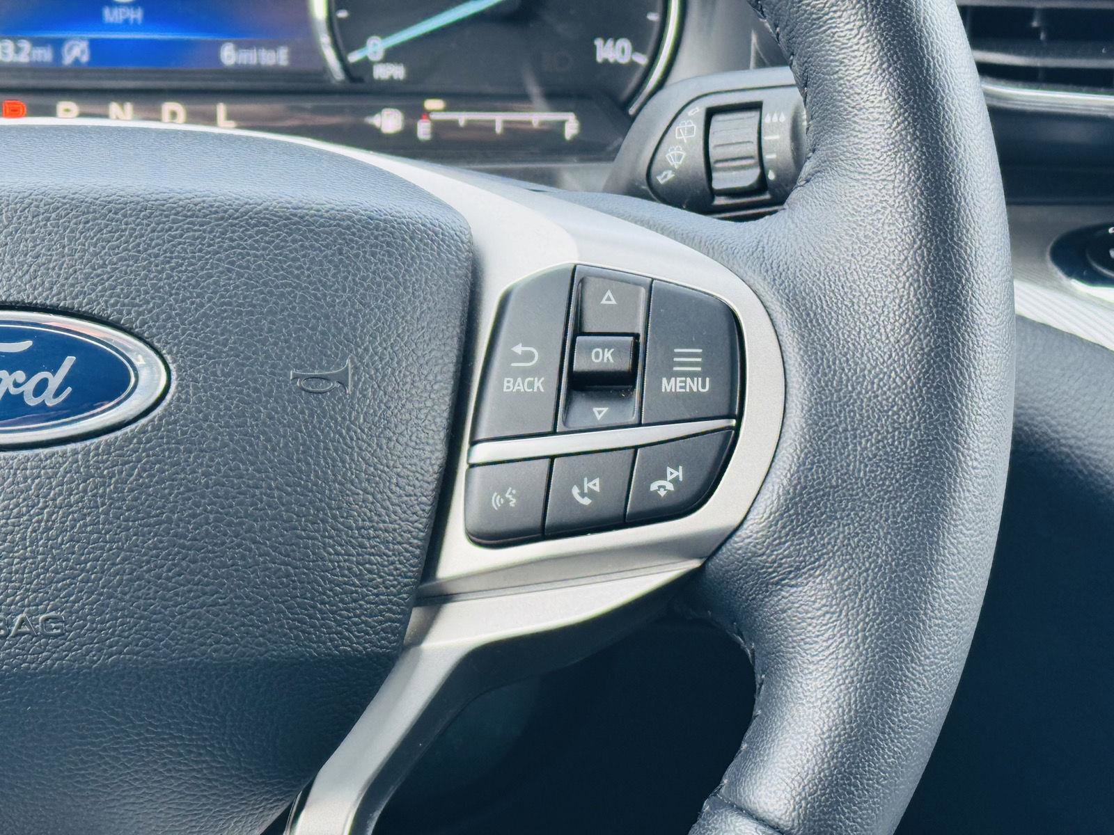 Used 2024 Ford Explorer XLT w/ Equipment Group 202A AWD/4WD image 20