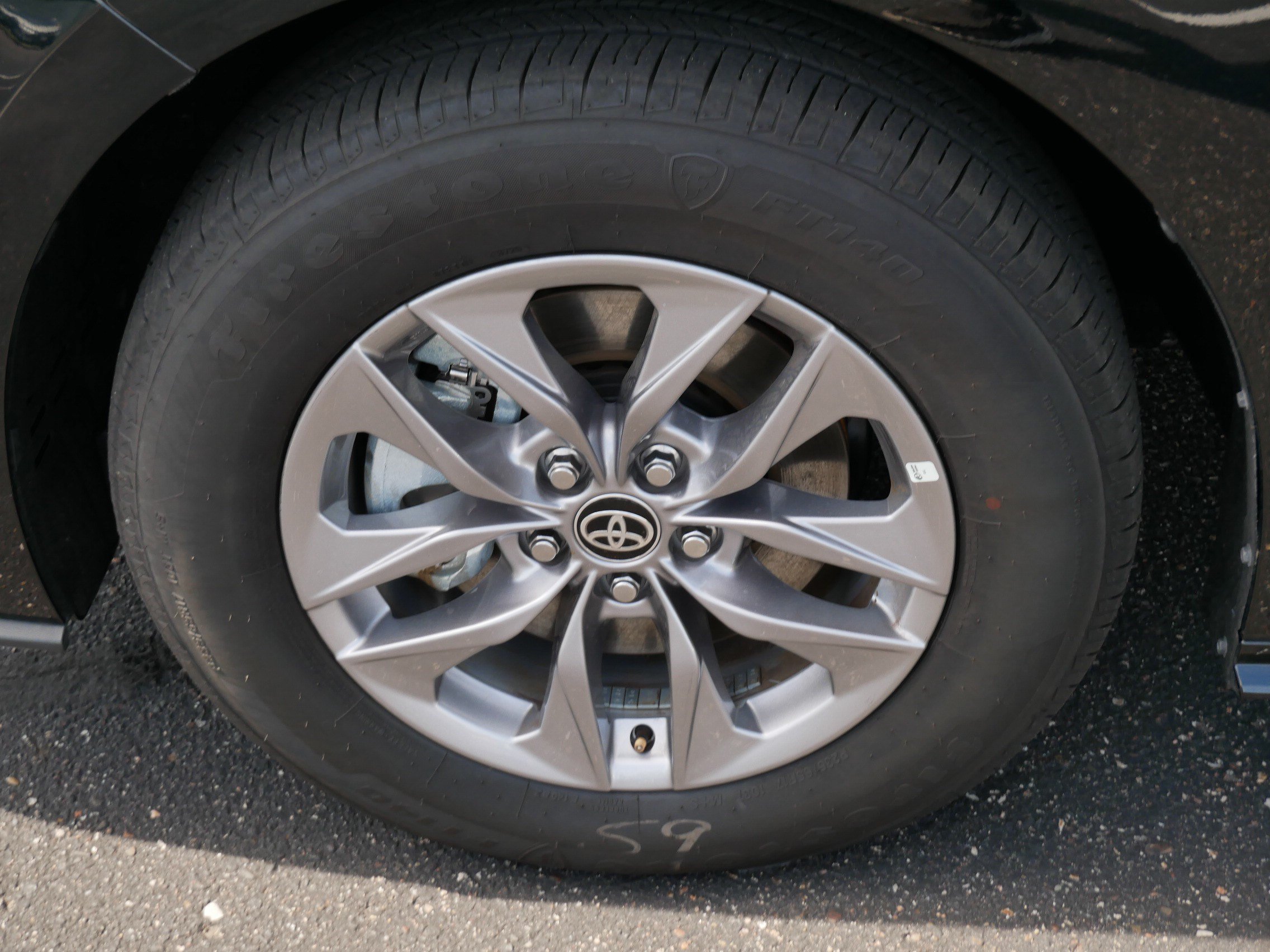 Certified 2026 Toyota Sienna LE FWD image 15