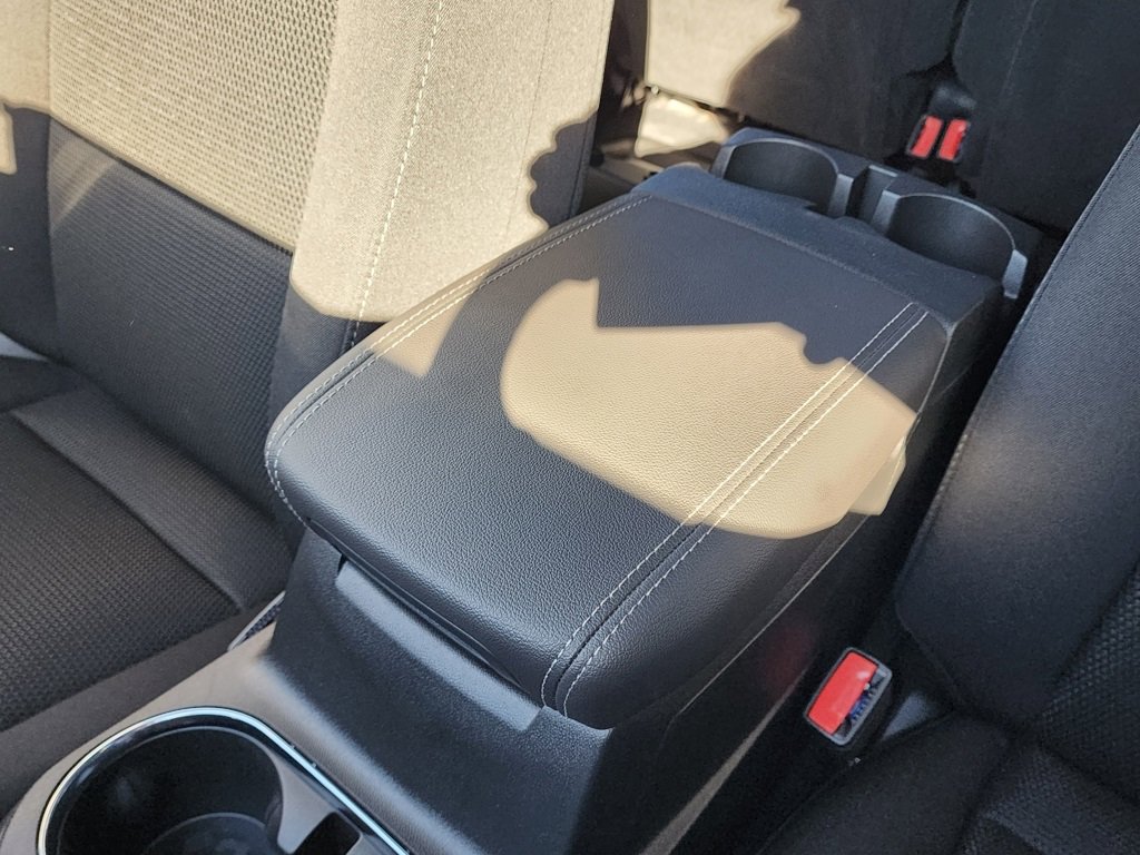 New 2026 GMC Canyon Elevation w/ Convenience Package image 32