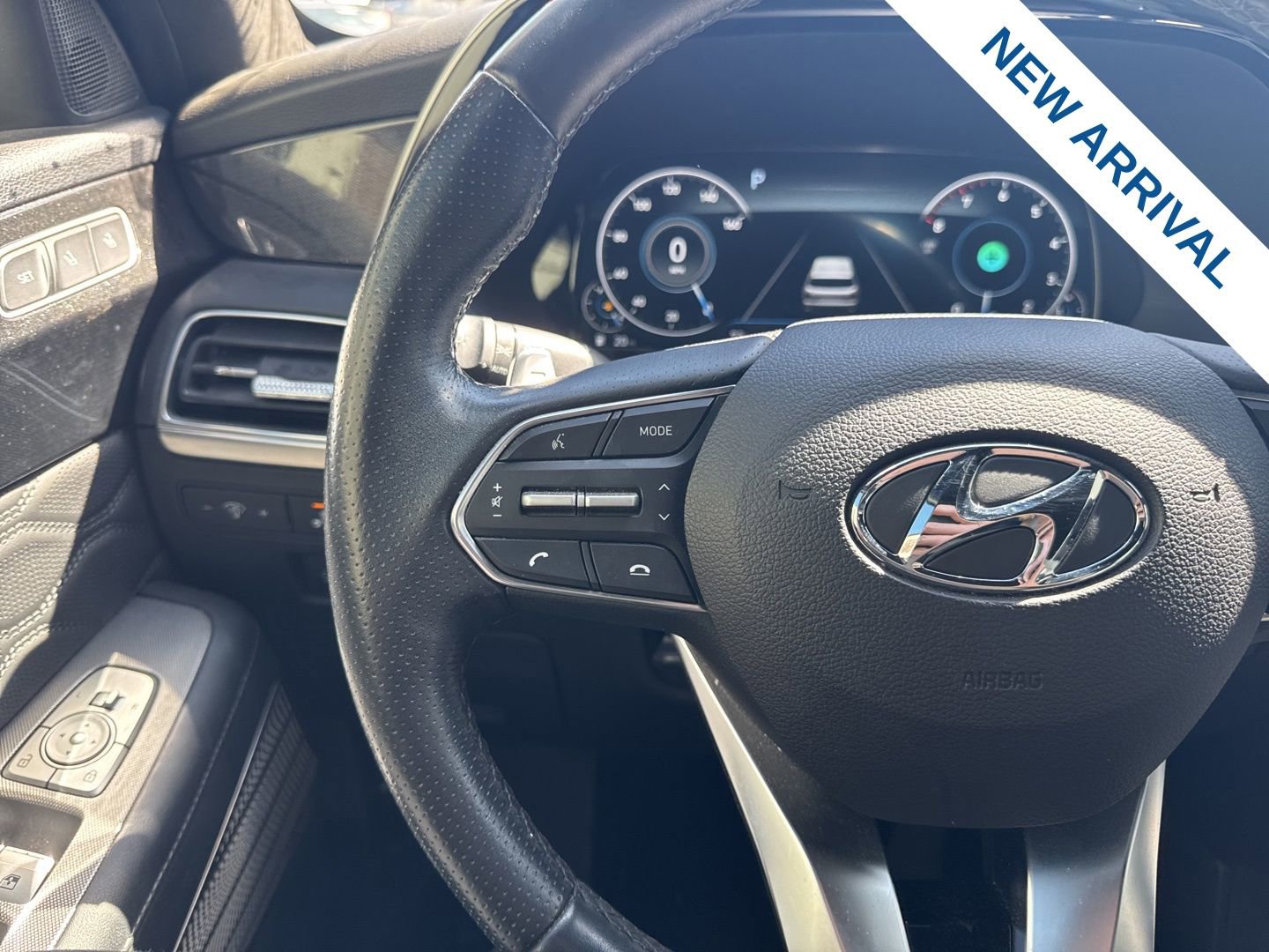 Used 2021 Hyundai Palisade Calligraphy image 23