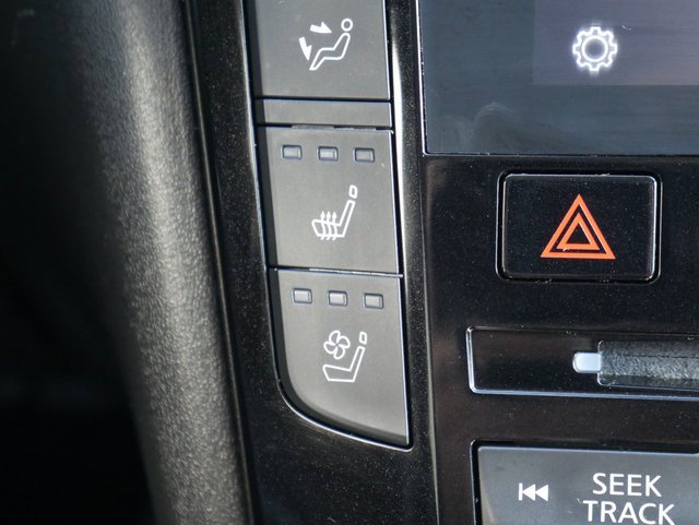 Used 2022 INFINITI QX50 Essential image 7