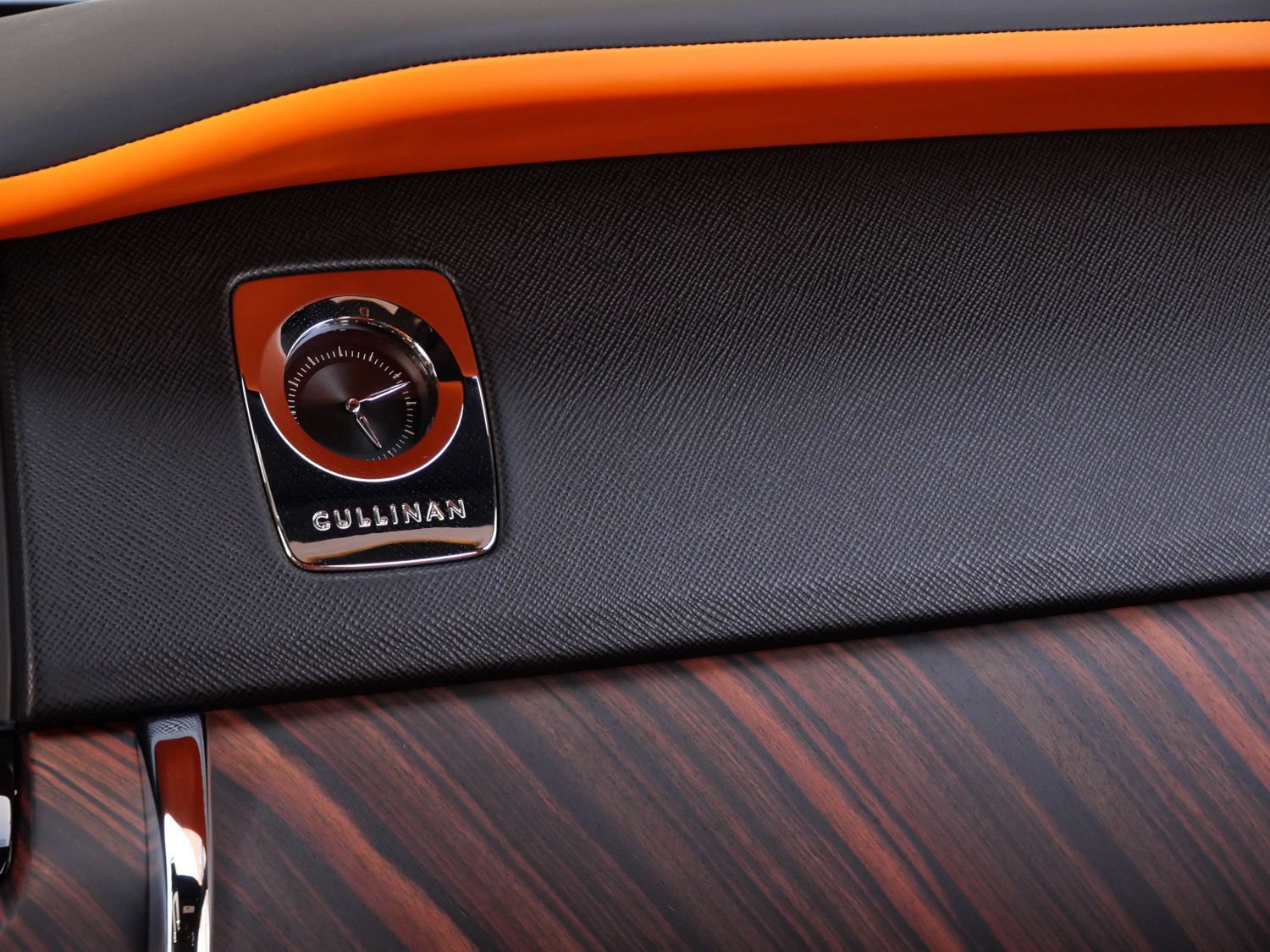 Certified 2024 Rolls-Royce Cullinan AWD/4WD image 14