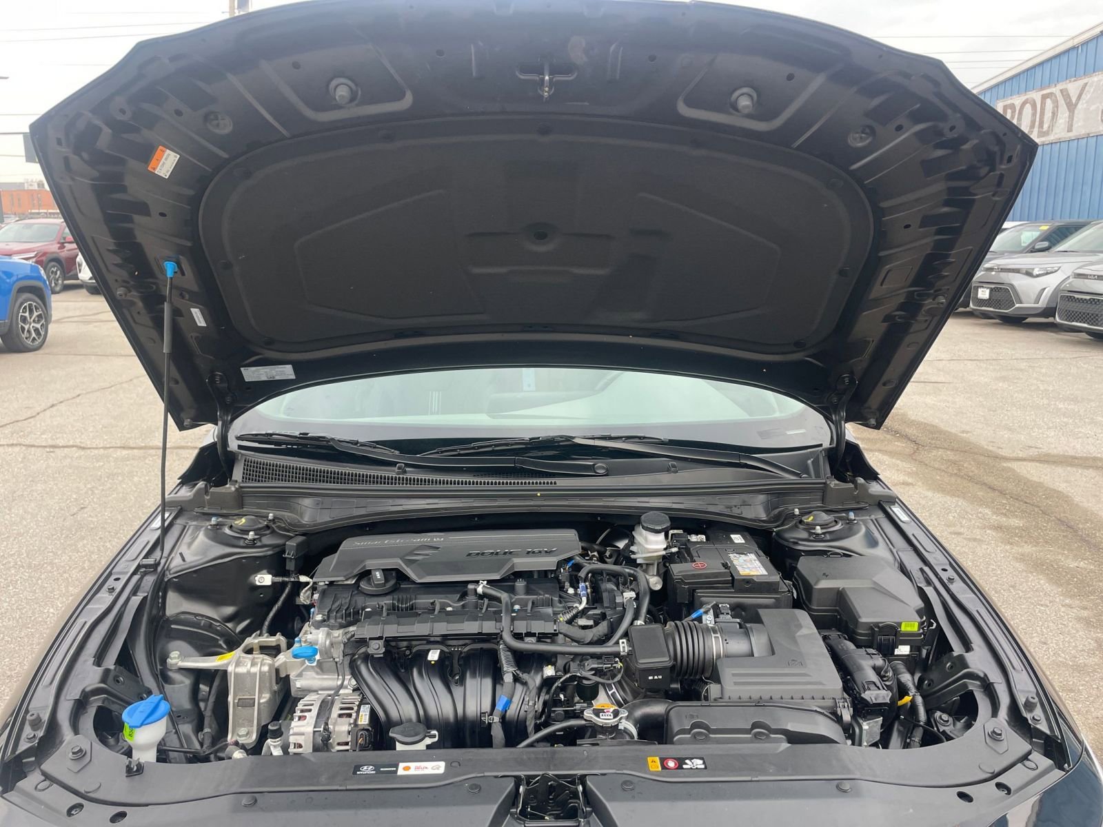 Used 2025 Hyundai Elantra SEL image 34