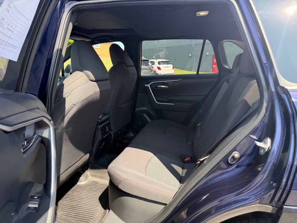 Used 2022 Toyota RAV4 SE w/ Weather & Moonroof Package AWD/4WD image 13