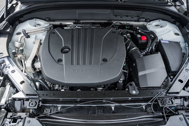 New 2026 Volvo XC60 B5 Ultra w/ Protection Package Premier image 20