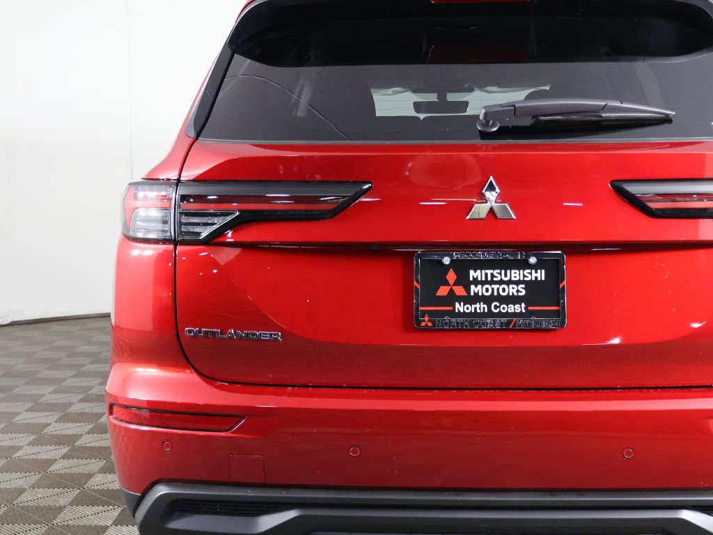 New 2026 Mitsubishi Outlander ES AWD/4WD image 15