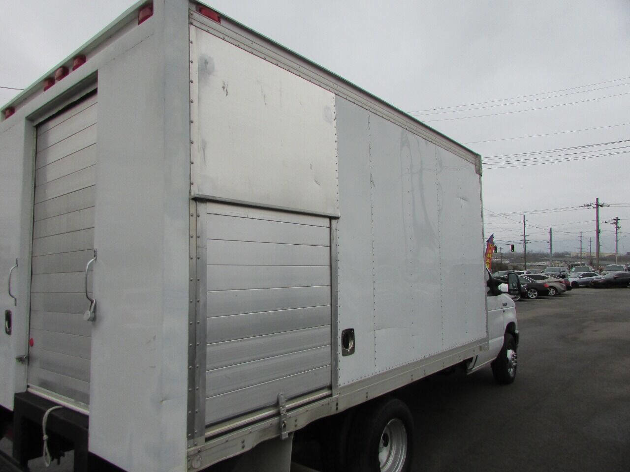 Used 2012 Ford E-450 and Econoline 450 Super Duty w/ PWR Locks & Windows Group image 47