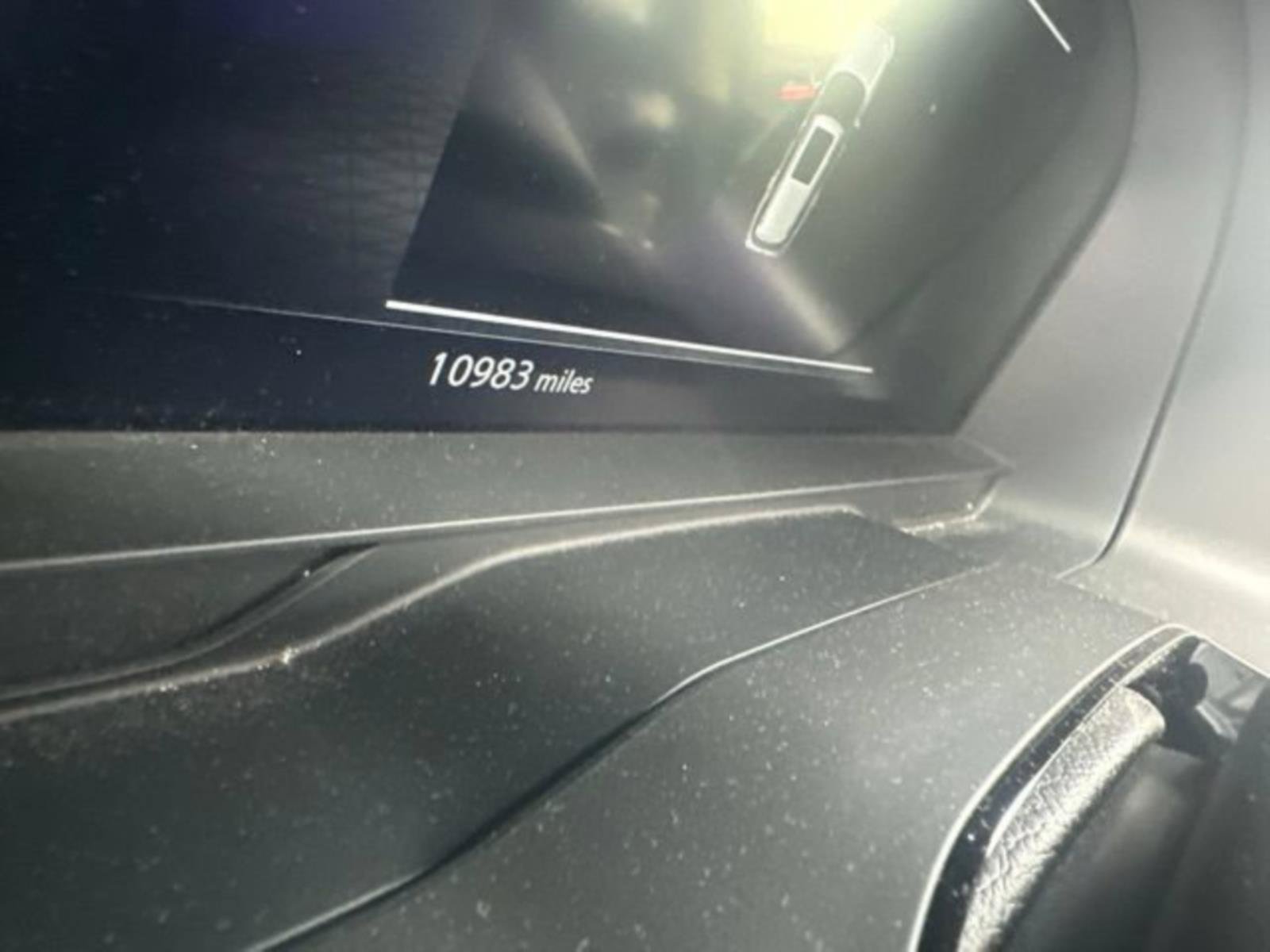 Used 2025 Nissan Pathfinder Platinum w/ Cargo Package FWD image 7