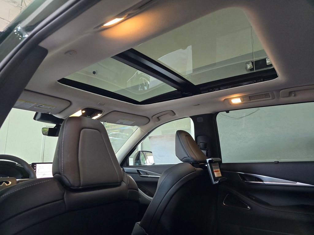 New 2026 INFINITI QX60 Luxe image 24