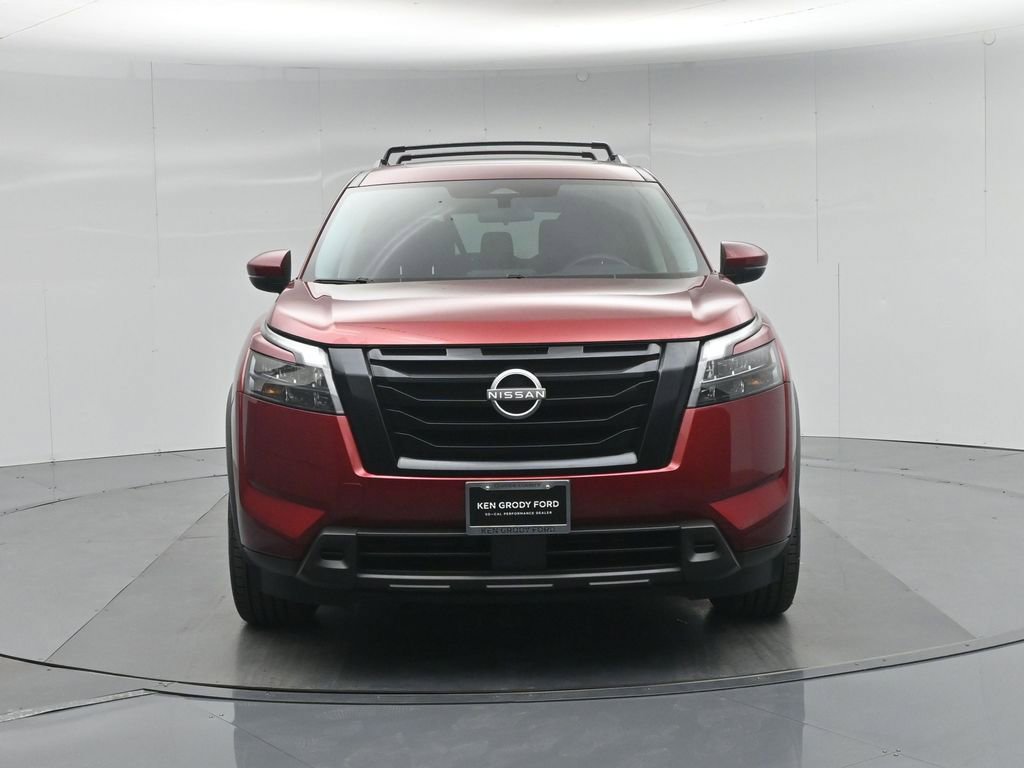 Used 2023 Nissan Pathfinder SV w/ SV Premium Package image 32