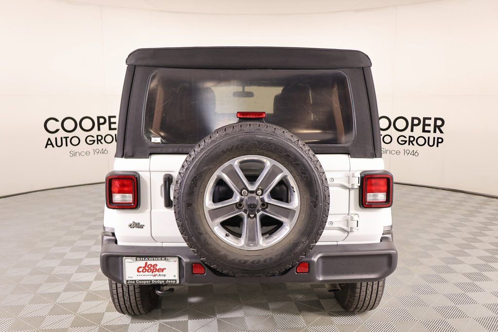 Used 2021 Jeep Wrangler Unlimited Sahara w/ Cold Weather Group AWD/4WD image 21