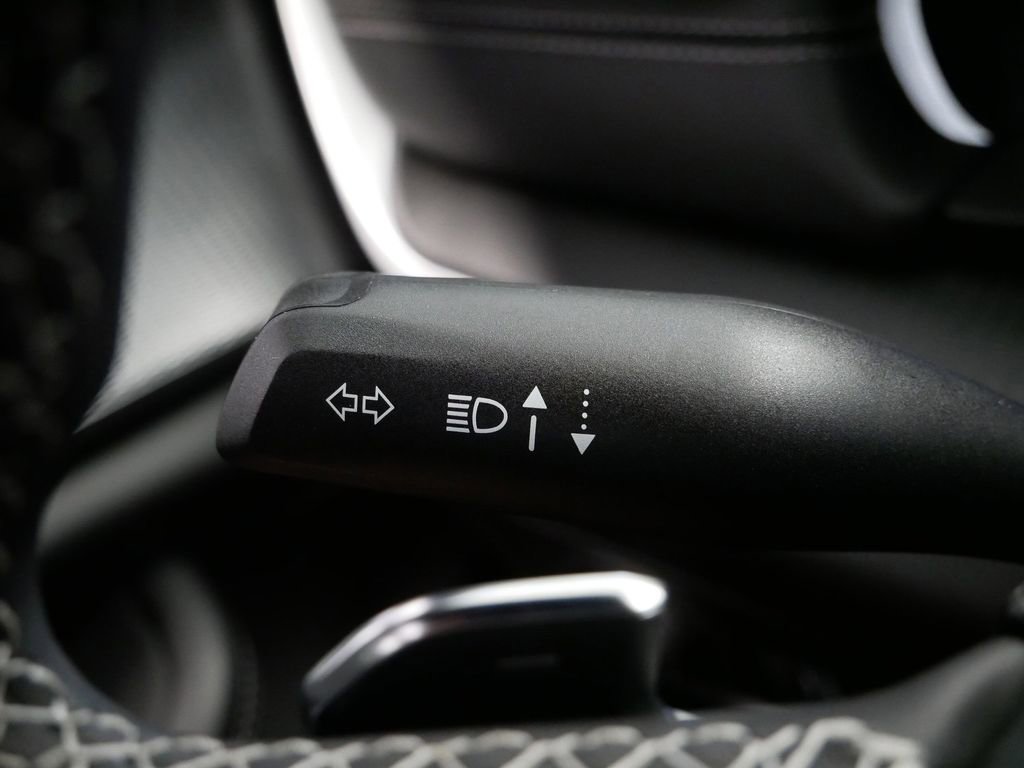 New 2025 Jeep Grand Cherokee Laredo w/ Luxury Tech Group I image 28