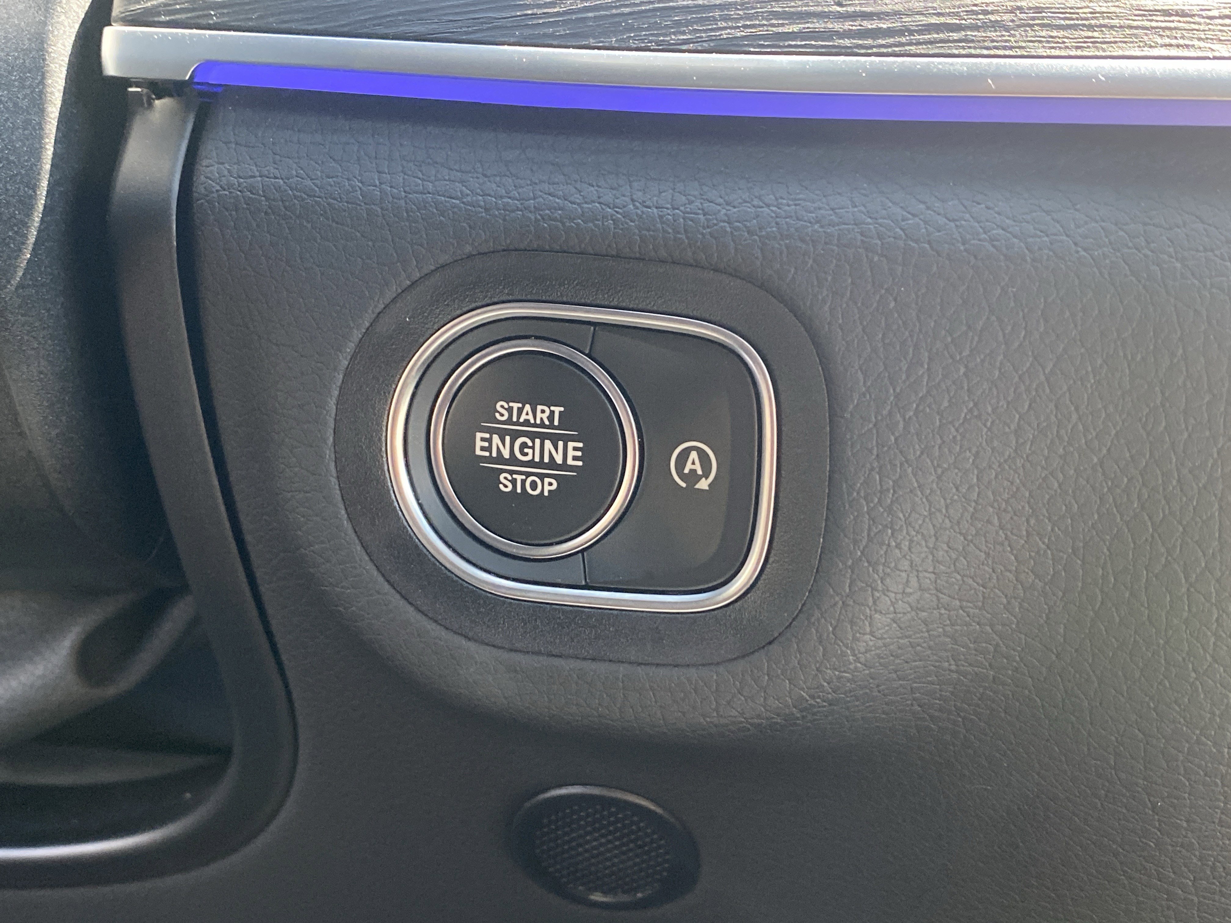 Used 2025 Mercedes-Benz GLE 450 4MATIC Coupe image 33