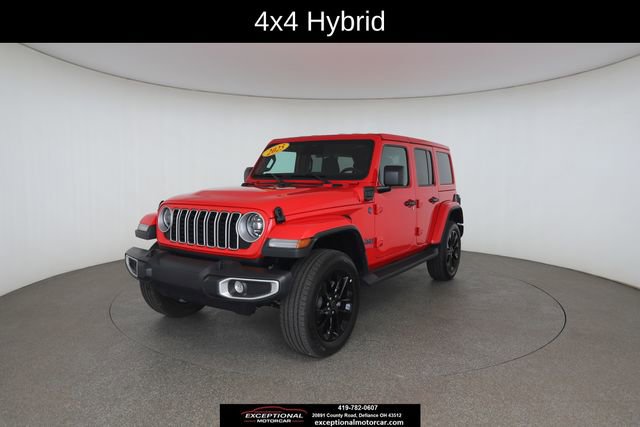 Used 2025 Jeep Wrangler Unlimited Sahara AWD/4WD image 2