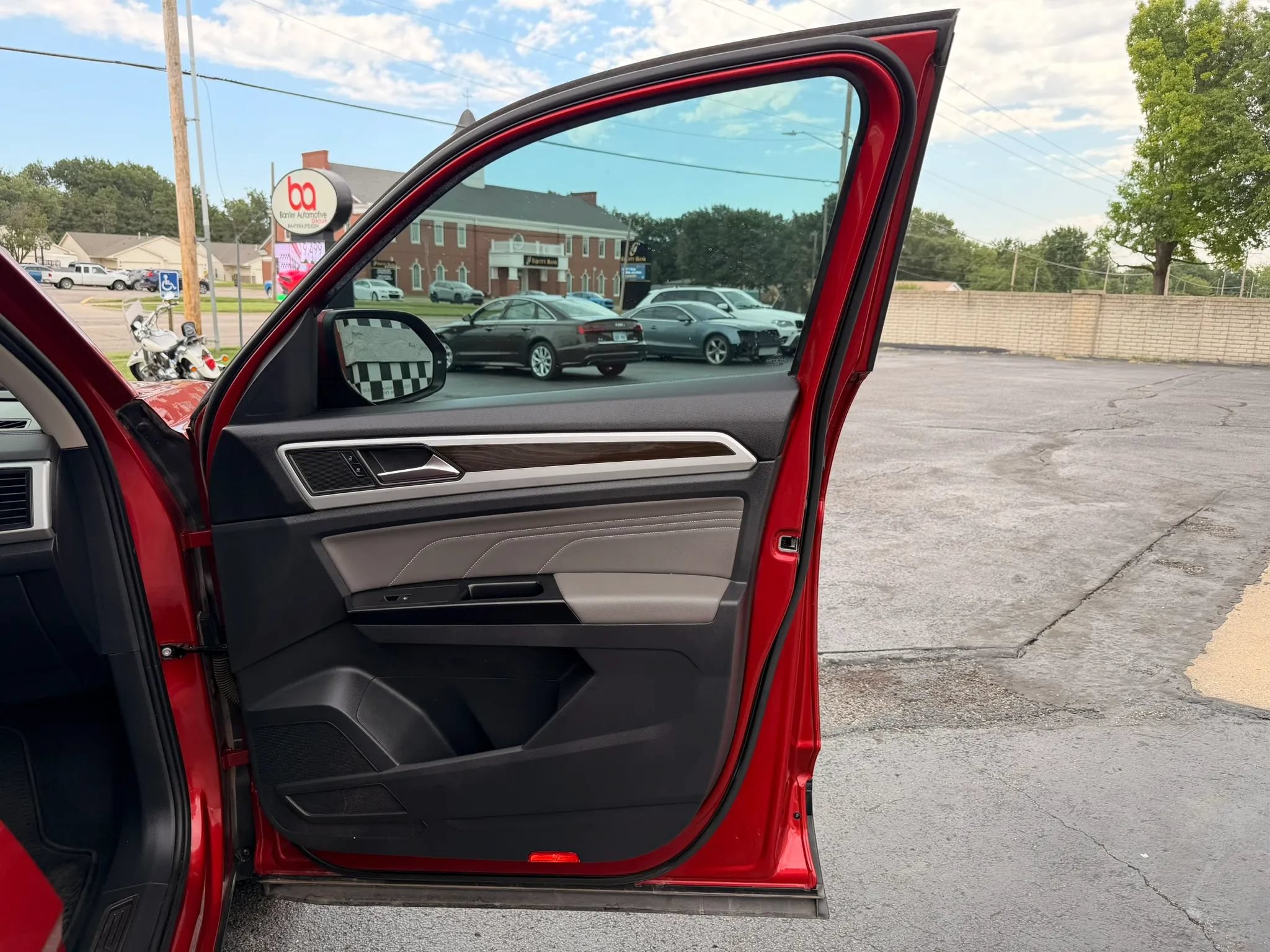 Used 2021 Volkswagen Atlas SE FWD image 33