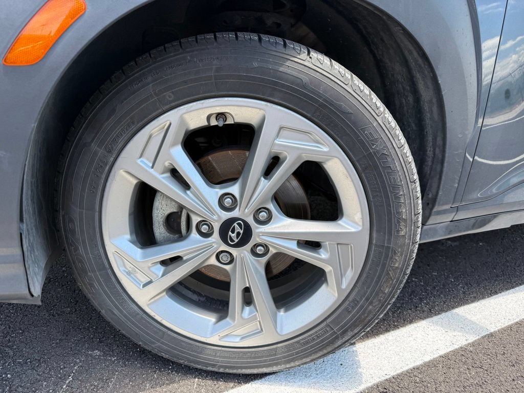 Used 2022 Hyundai Kona SEL FWD image 9