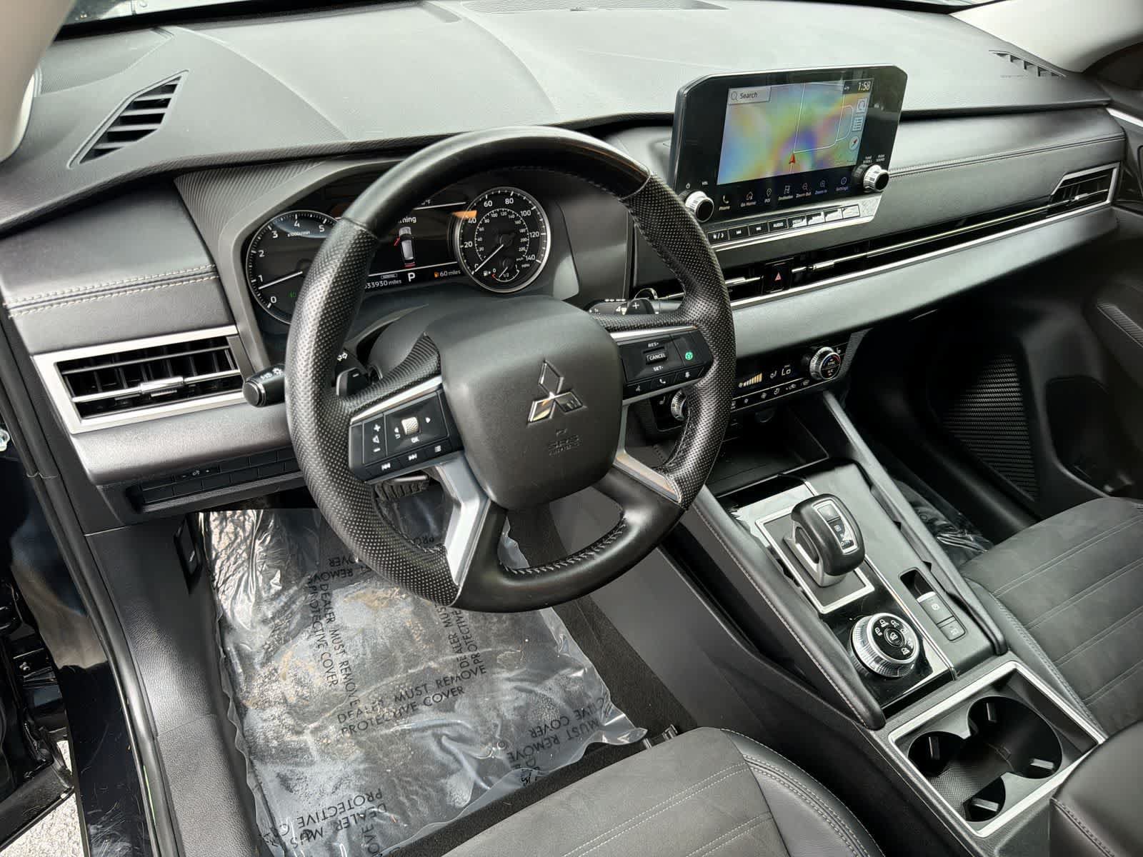 Used 2022 Mitsubishi Outlander SE AWD/4WD image 10