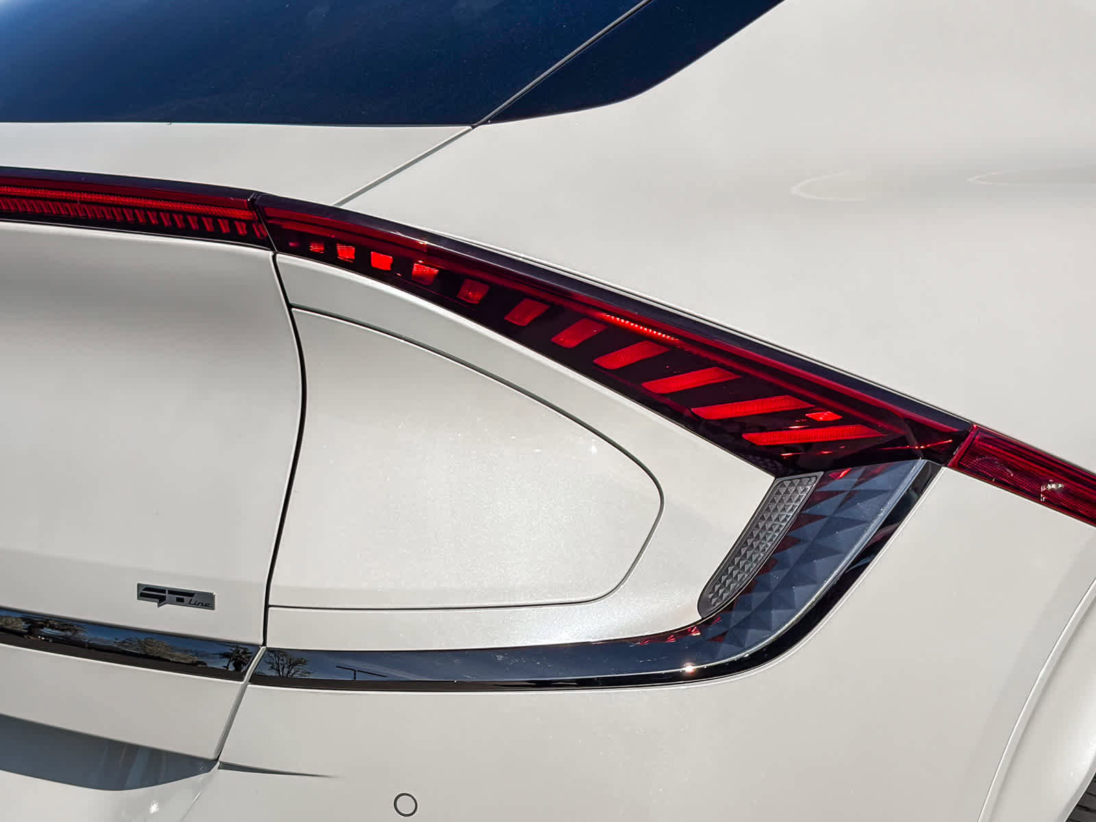 Used 2022 Kia EV6 GT-Line image 8