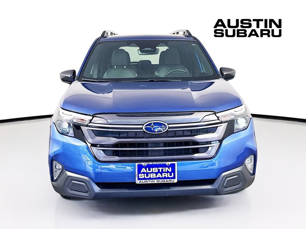 Used 2026 Subaru Forester Premium AWD/4WD image 3