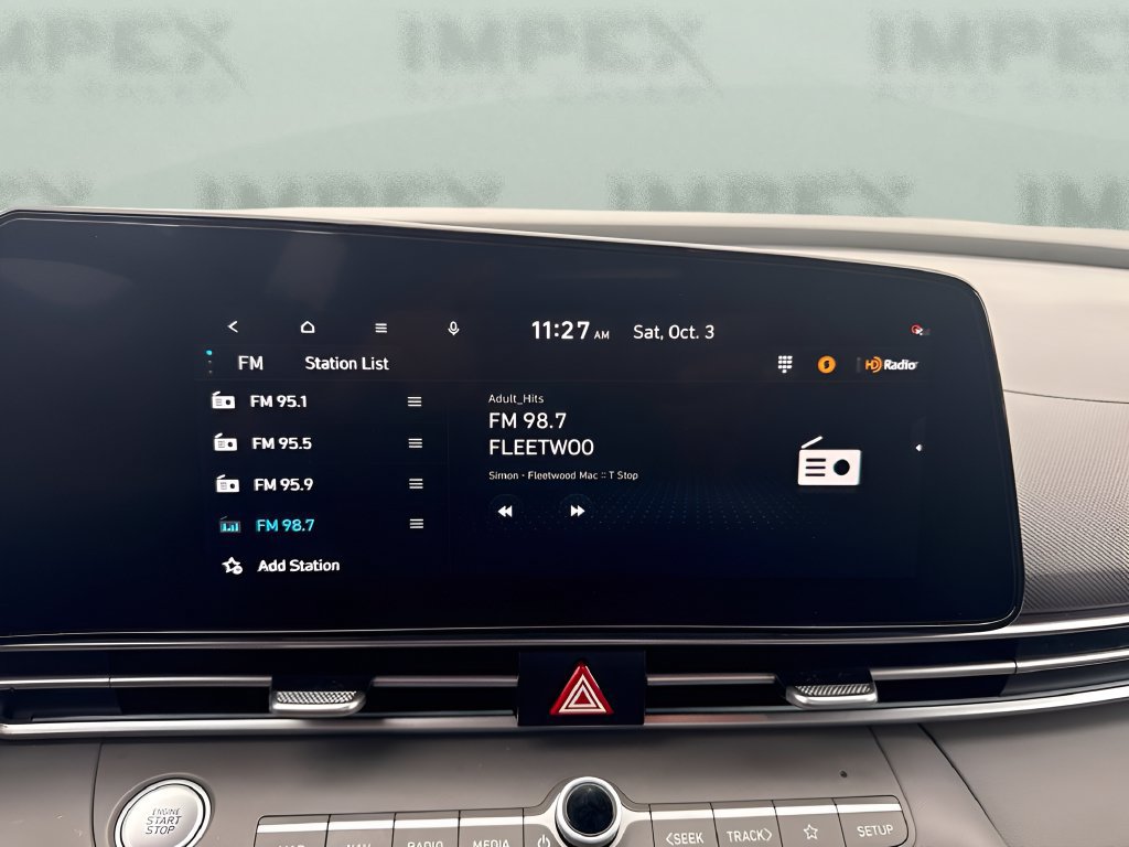 Used 2025 Hyundai Elantra SEL FWD image 17
