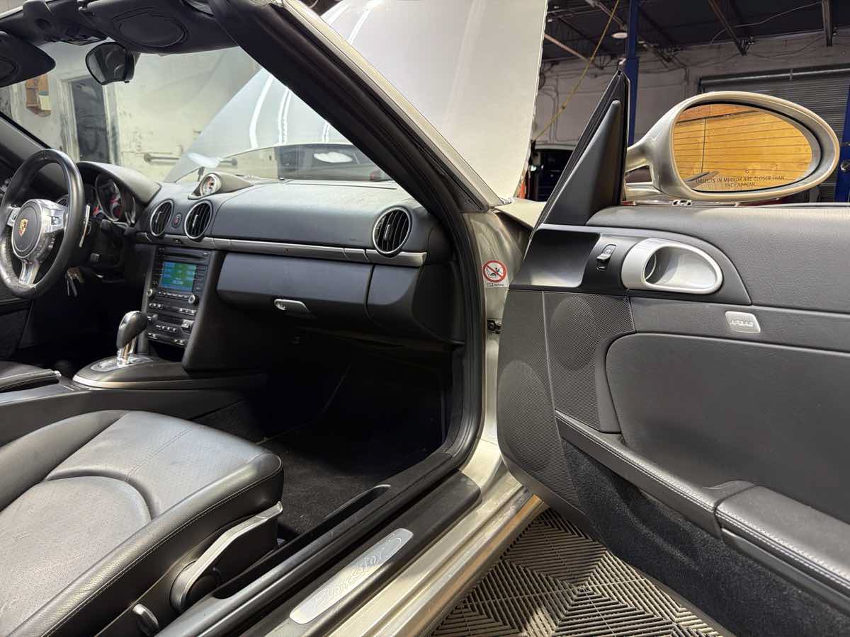 Used 2011 Porsche Boxster S RWD image 22