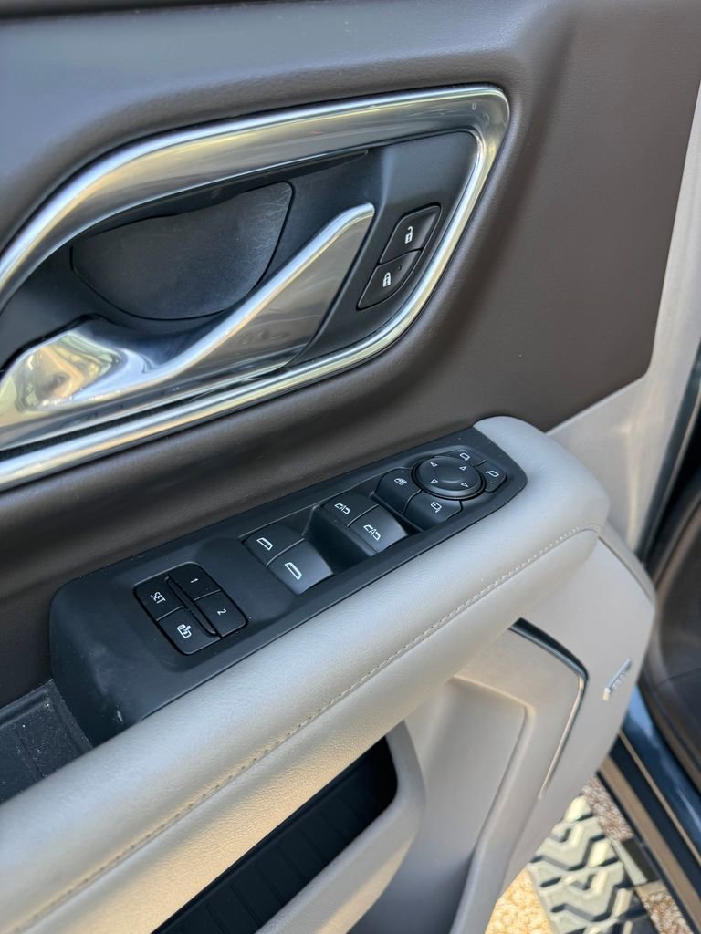 Used 2021 Chevrolet Tahoe Z71 w/ Z71 Off-Road Package image 15