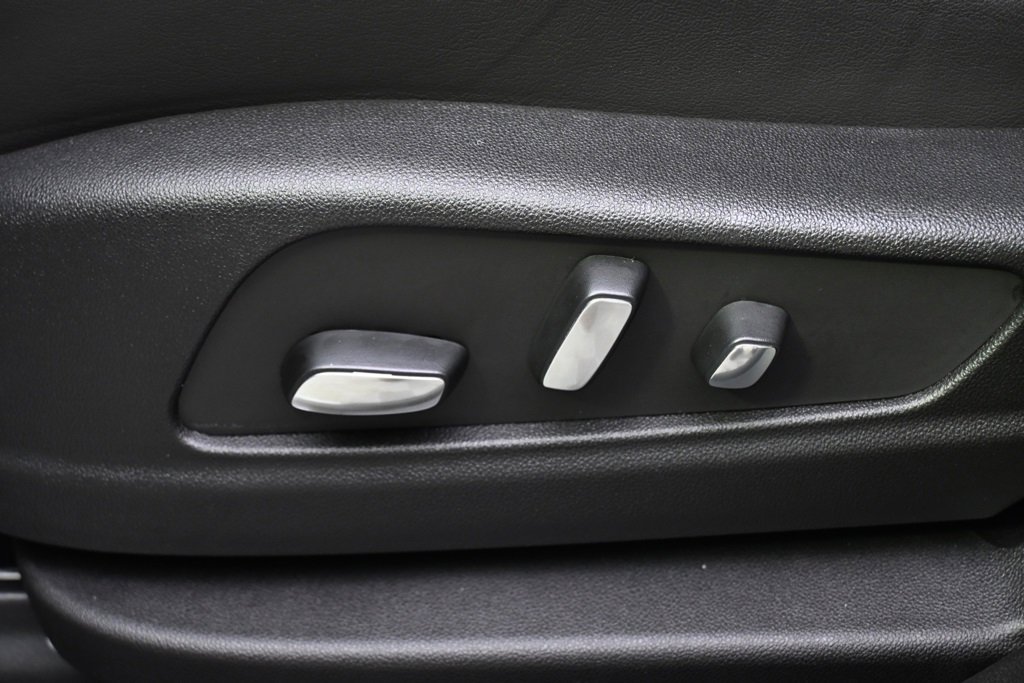 Certified 2025 Cadillac XT5 Premium Luxury image 14